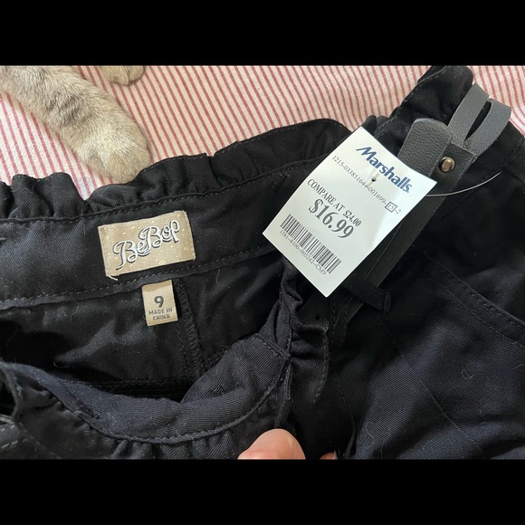 BeBop Women's Black Soft Shorts with Belt Size 9 30in Waist - Picture 5 of 5